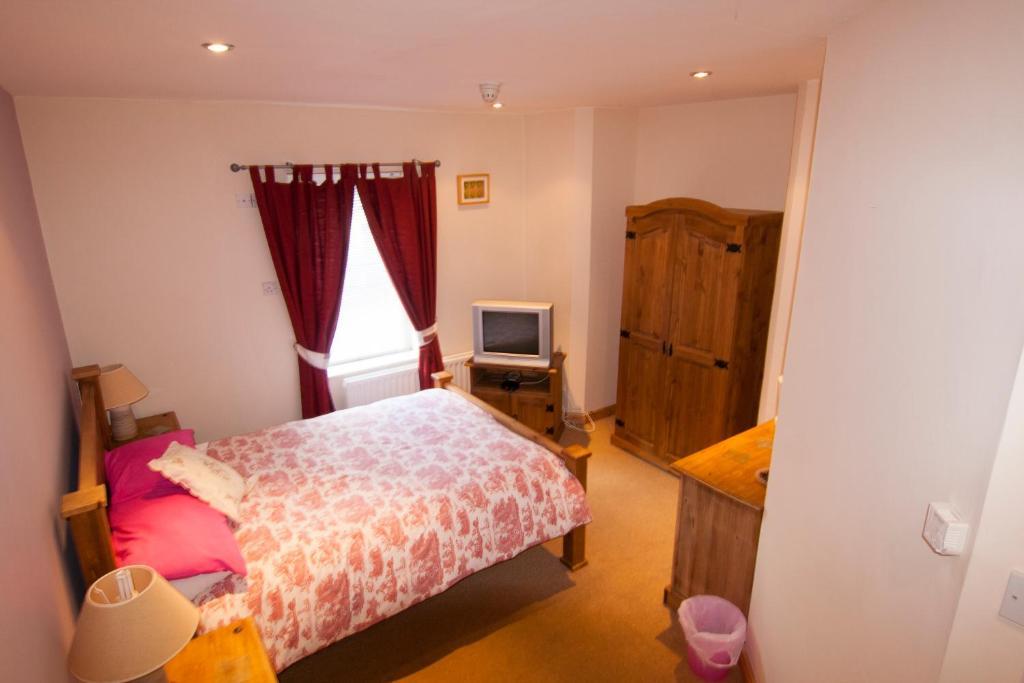 Clarmont Guest House Portrush Ruang foto